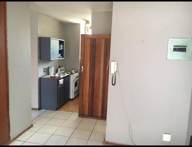 2 BEDROOM APARTMENT FOR SALE IN SUNNYSIDE